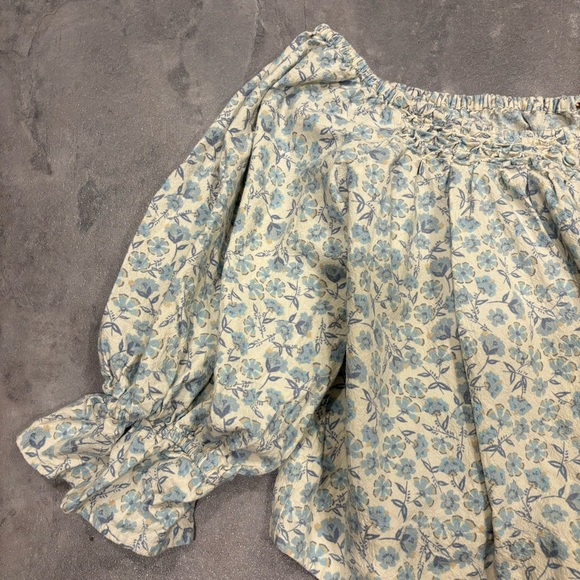 FREE PEOPLE James Floral Cropped Long Sleeve Smocked‎ Top Size Large - Picture 3 of 12
